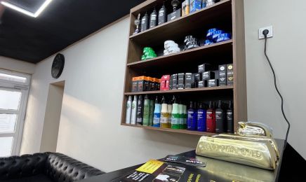 Royal Cut Friseur Salon: Kosmetikstudio in Beckingen