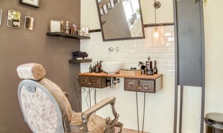 Elegance coiffure  : Barbier à Saint-Maurice-l'Exil