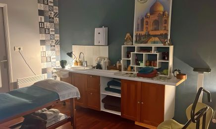 Domicilia Esthetic L’Institut : Manucure à Rennes
