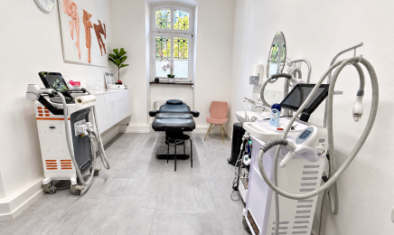 Zaslavskij Aesthetics - Olga Zaslavskij ästhetische Behandlungen: Kosmetikstudio in Wiesbaden