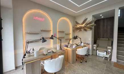 Diamant Nails & Beauty : Manucure à Arnouville