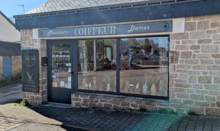 Doll up : Coiffeur à Le Sourn