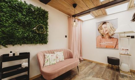 The Room : Coiffeur à Châteaurenard