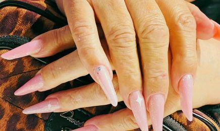 Mademoiselle Alexandra Beauty studio : Manucure à Pérols