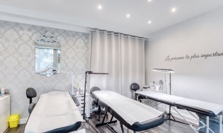O Bar à Sourcil : Institut de beauté à Clichy