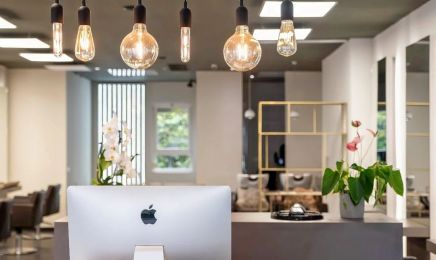 Bejona Natural Hair Studio - Friseur München Pasing - Locken & Balayage: Kosmetikstudio in München