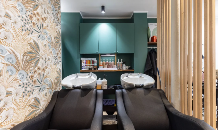 AU 84 - MAITRE ARTISAN COIFFEUR HEAD SPA  : Coiffeur à Paris