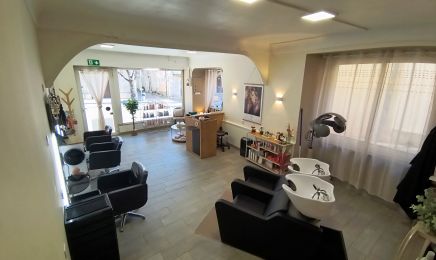 Un moment coiffure : Coiffeur à Lalbenque