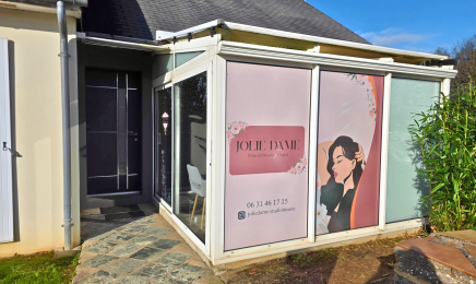 Jolie Dame - Studio Beauté : Manucure à Laval
