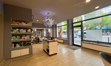 Blumentritt & Friseure: Friseur in Leipzig