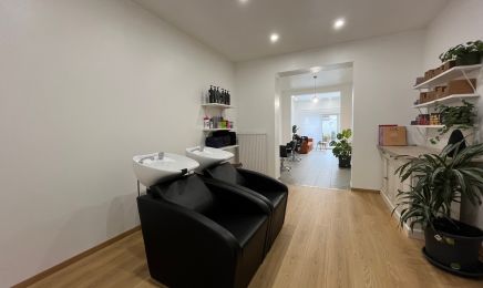 Lushè Beauty Salon : Coiffeur à Auderghem