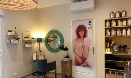Aurélie D. ACCOMPAGNATRICE BIEN ÊTRE - COUPE VIBRATOIRE - COULEUR VÉGÉTALE - SHIATSU : Sophrologue à Moret-Loing-et-Orvanne