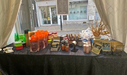 Makeda Glamour Collection : Coiffeur à Pont-de-Chéruy