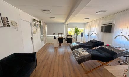 Lashes & Styles : Institut de beauté à Saint-Mitre-les-Remparts