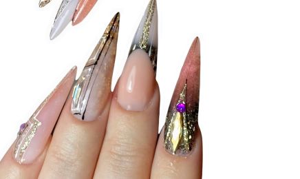 SHERINAILS : Institut de beauté à Nice