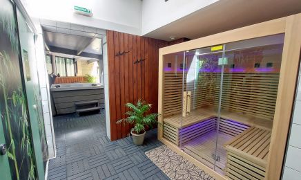 Spa Les Truffières : Spa à Saint-Geniès