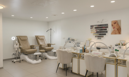 Beauty & More Kosmetik Spa Studio: Kosmetikstudio in Frankfurt am Main