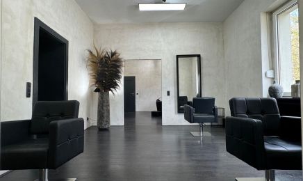 Die Haarfabrik - Helmi Wegemann: Friseur in Düsseldorf