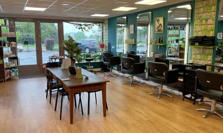 Corin'hair styl : Coiffeur à Montlieu-la-Garde