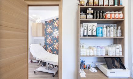 Emilie Ongles et Cils  : Institut de beauté à Marseille