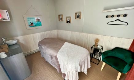 Arcades Beauté  : Manucure à Cholet