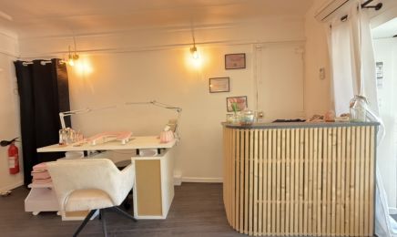 MbyLashes_ : Institut de beauté à Salon-de-Provence