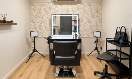 Ambre Agz - Balayage & Extensions : Coiffeur à Toulouse