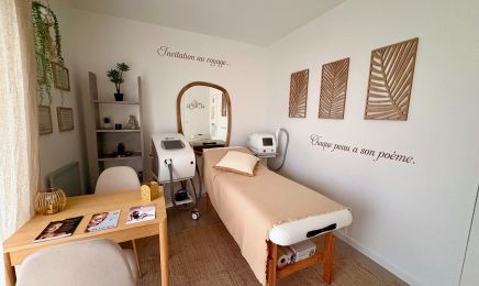 Peauésie - détatouage & épilation définitive : Barbier à Mérignac