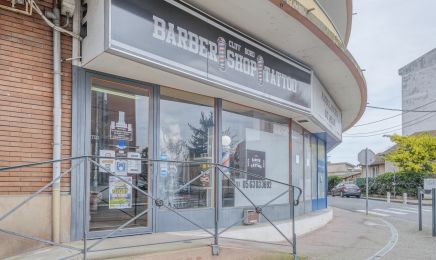 Bord Cliff Barber Tattoo : Coiffeur à Montauban