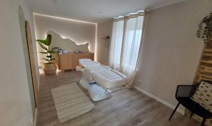 Enjoy Beauty : Manucure à Le Trévoux