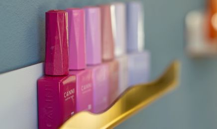NBM & Co - Ongles et Formations : Institut de beauté à Vercel-Villedieu-le-Camp