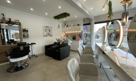 Hair By Cyndy Kapsalon : Coiffeur à Dilbeek