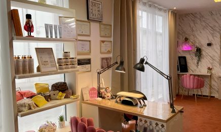 SALON ELO BØTÉ : Institut de beauté à Médis