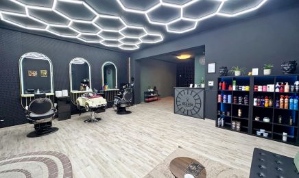 Lio Barbershop: Kosmetikstudio in Dingolfing