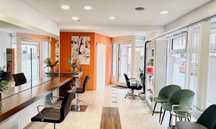 Friseur Eslara Hairstyling & Cosmetics: Kosmetikstudio in Heilbronn