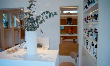 Haarschmiede Studio: Friseur in Meerbusch