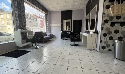 Liberty Hair : Manucure à Tours