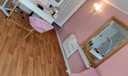M.Y Aesthetic Beauty Expert : Manucure à Rezé