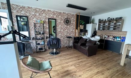 le loft Coiffure & Institut  : Barbier à Montcresson