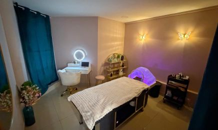 ALEJANDRA G BEAUTY EXPERT : Coiffeur à Suresnes