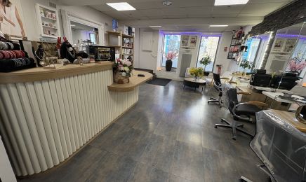 LG Hair : Coiffeur à Vaugneray