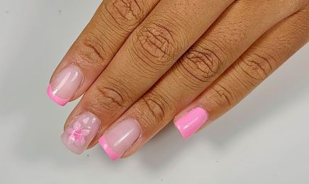 Le Petit Coin’ails By Tyff : Manucure à Cotignac