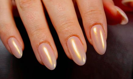 Fearless Glow : Manucure à Cuers