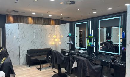 Empire Look: Kosmetikstudio in Hamburg
