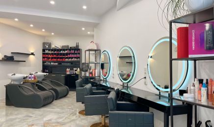 DA Blondtourage: Friseur in Bergheim