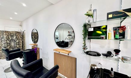 Jihane Coiffure : Coiffeur à Toulon