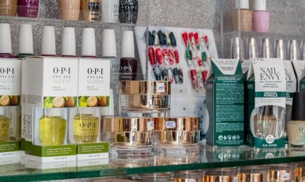 Linh nails # : Institut de beauté à Paris