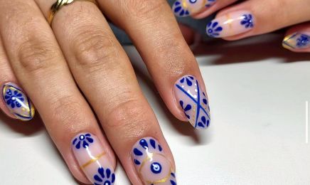 Nails by Tetiana ( Chez Dorffer - Salon de coiffure ) : Manucure à Bischwiller