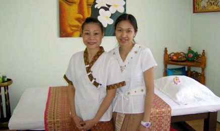 Udom Thai Massage: Kosmetikstudio in Oyten