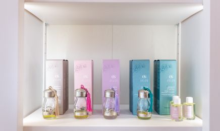 La Petite Beauté : Manucure à Granville